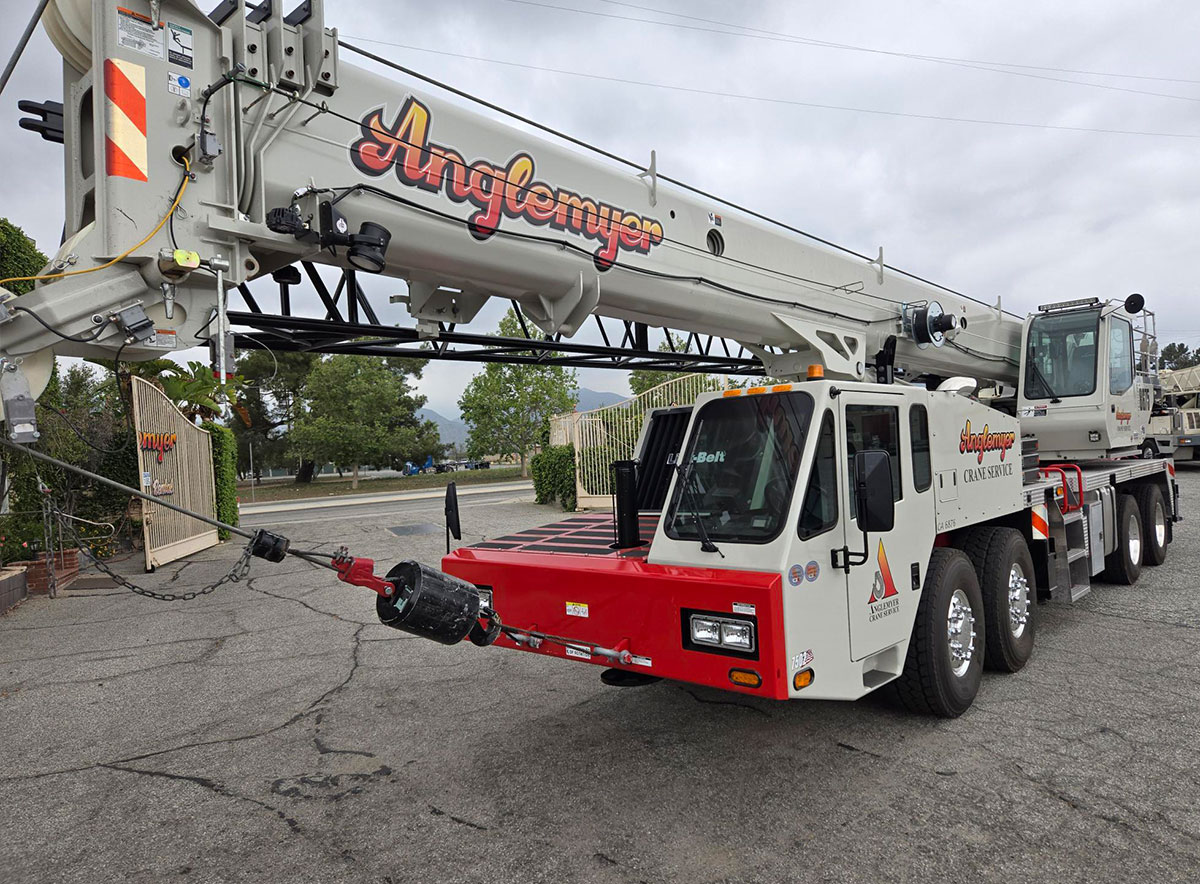 Anglemyer 75 ton crane thumbnail